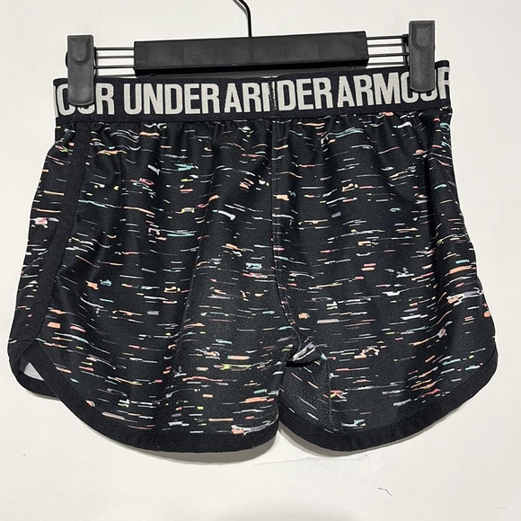 Under Armour Girl’s Play Up Multicolor Printed Shorts Size Youth Medium - Picture 6 of 8